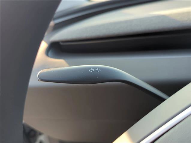 Used 2025 Tesla Model 3 RWD image 13