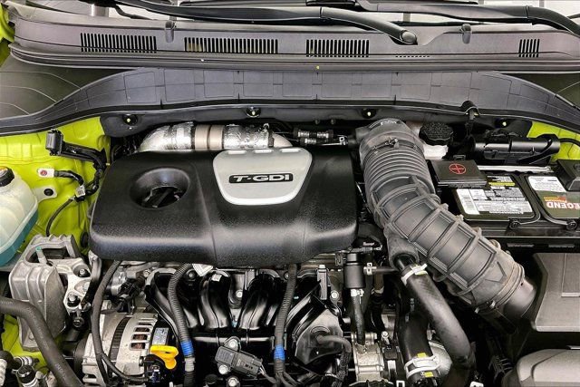 Used 2020 Hyundai Kona Limited w/ Cargo Package image 9