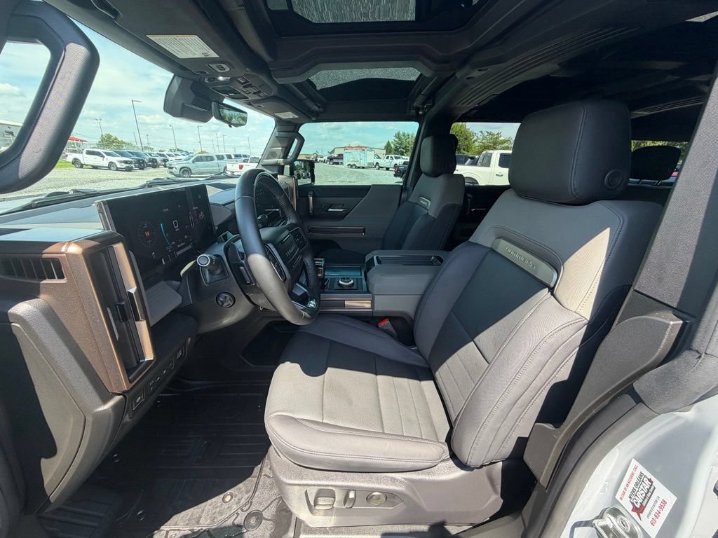 Used 2024 GMC Hummer EV 2X AWD/4WD image 2