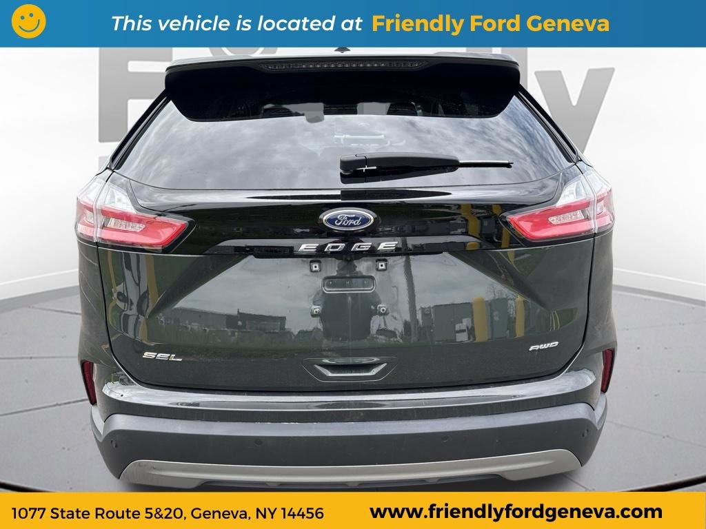 Used 2024 Ford Edge SEL AWD/4WD image 5