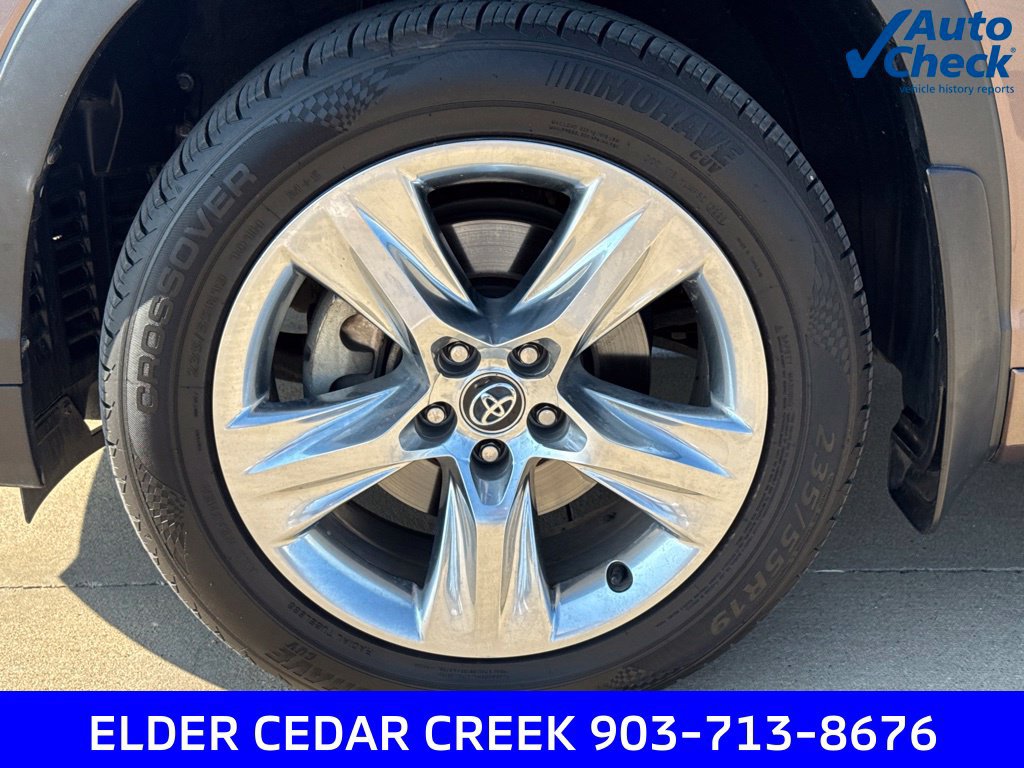 Used 2017 Toyota Highlander Limited FWD image 12