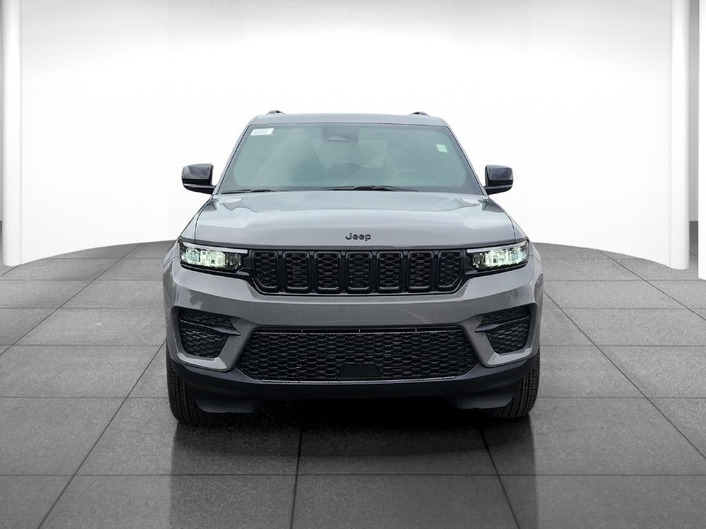 New 2027 Jeep Grand Cherokee Laredo X AWD/4WD image 2