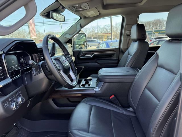 Used 2024 GMC Sierra 2500 SLT w/ SLT Premium Package image 10