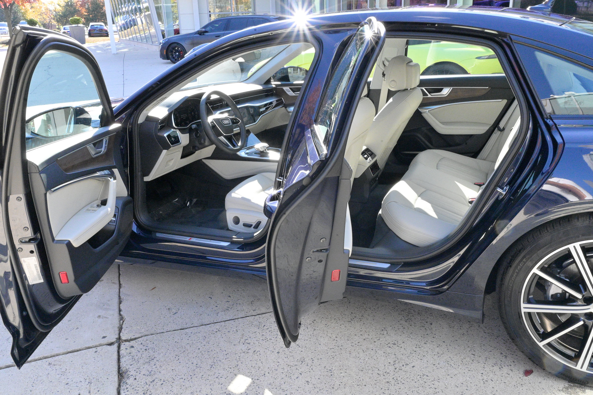 Used 2025 Audi A6 Premium Plus image 33