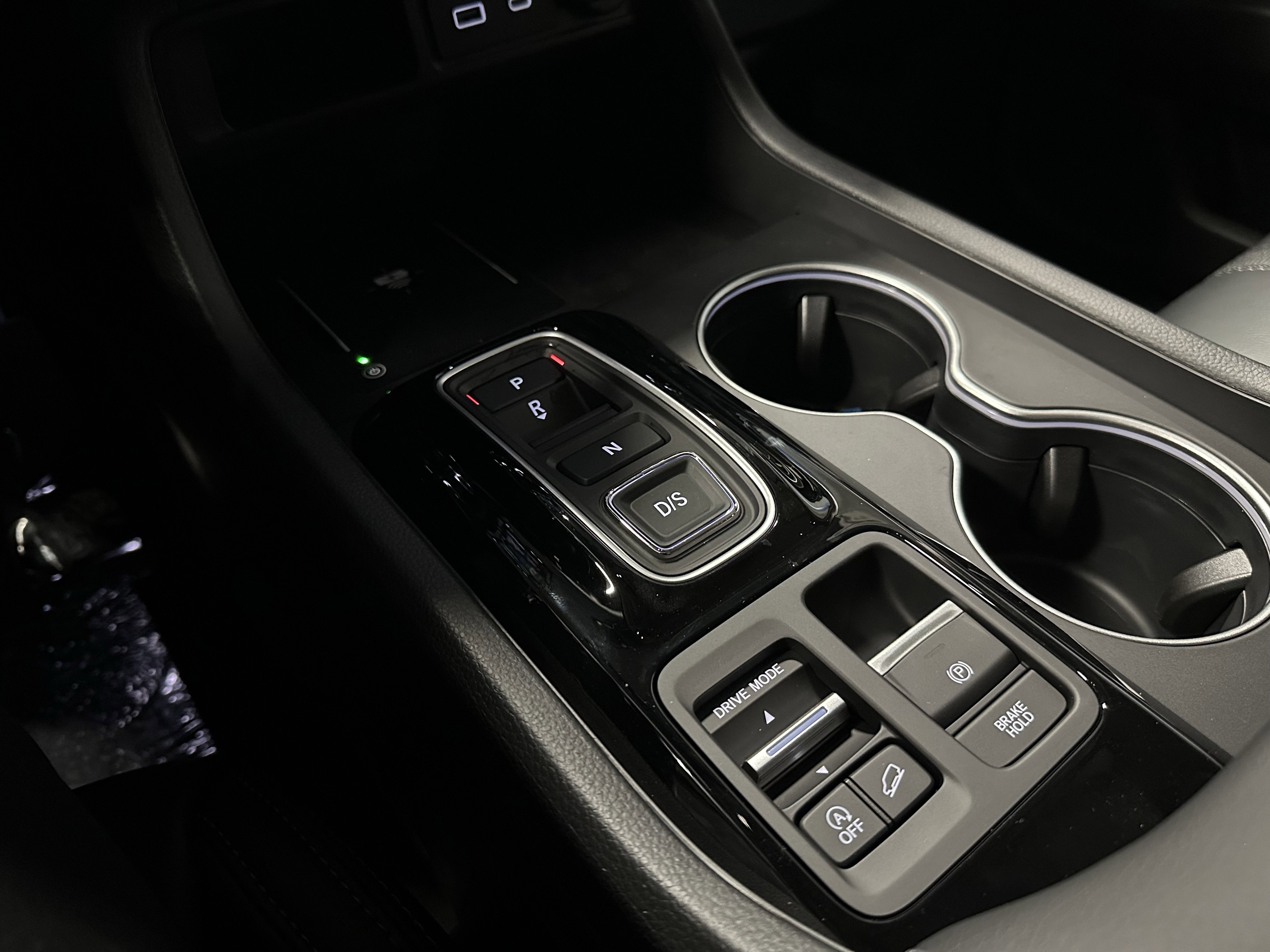 New 2025 Honda Pilot Touring image 14