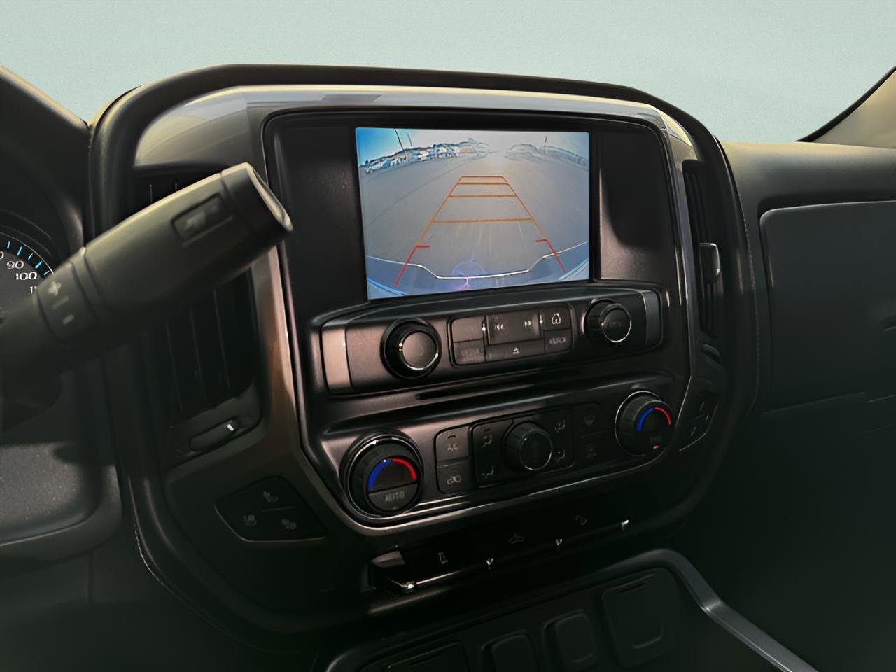 Used 2017 Chevrolet Silverado 1500 LTZ Z71 image 16