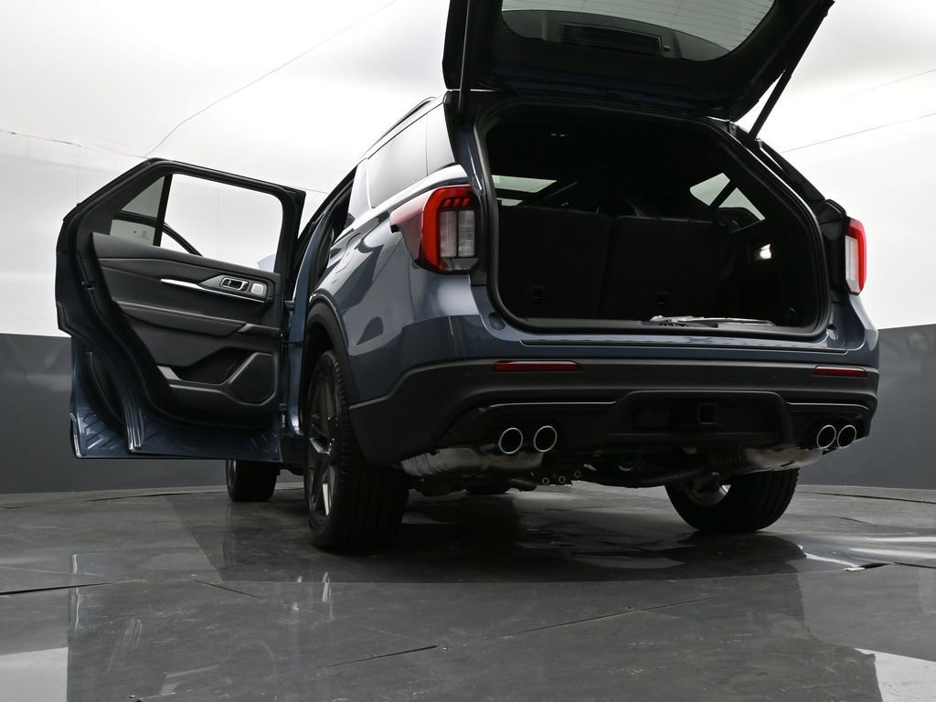 New 2025 Ford Explorer ST w/ Sun And Sound Package image 39
