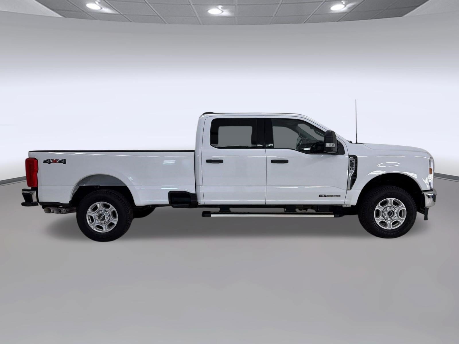 Used 2025 Ford F250 XLT AWD/4WD image 8