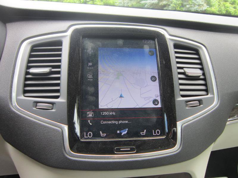 Used 2019 Volvo XC90 T6 Momentum w/ Protection Package Premier AWD/4WD image 6