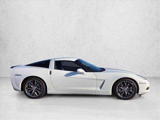 Used 2007 Chevrolet Corvette Coupe RWD image 4