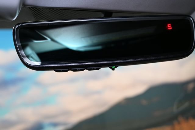 Used 2019 Subaru Crosstrek 2.0i Limited w/ Moonroof Package w/Navigation AWD/4WD image 45