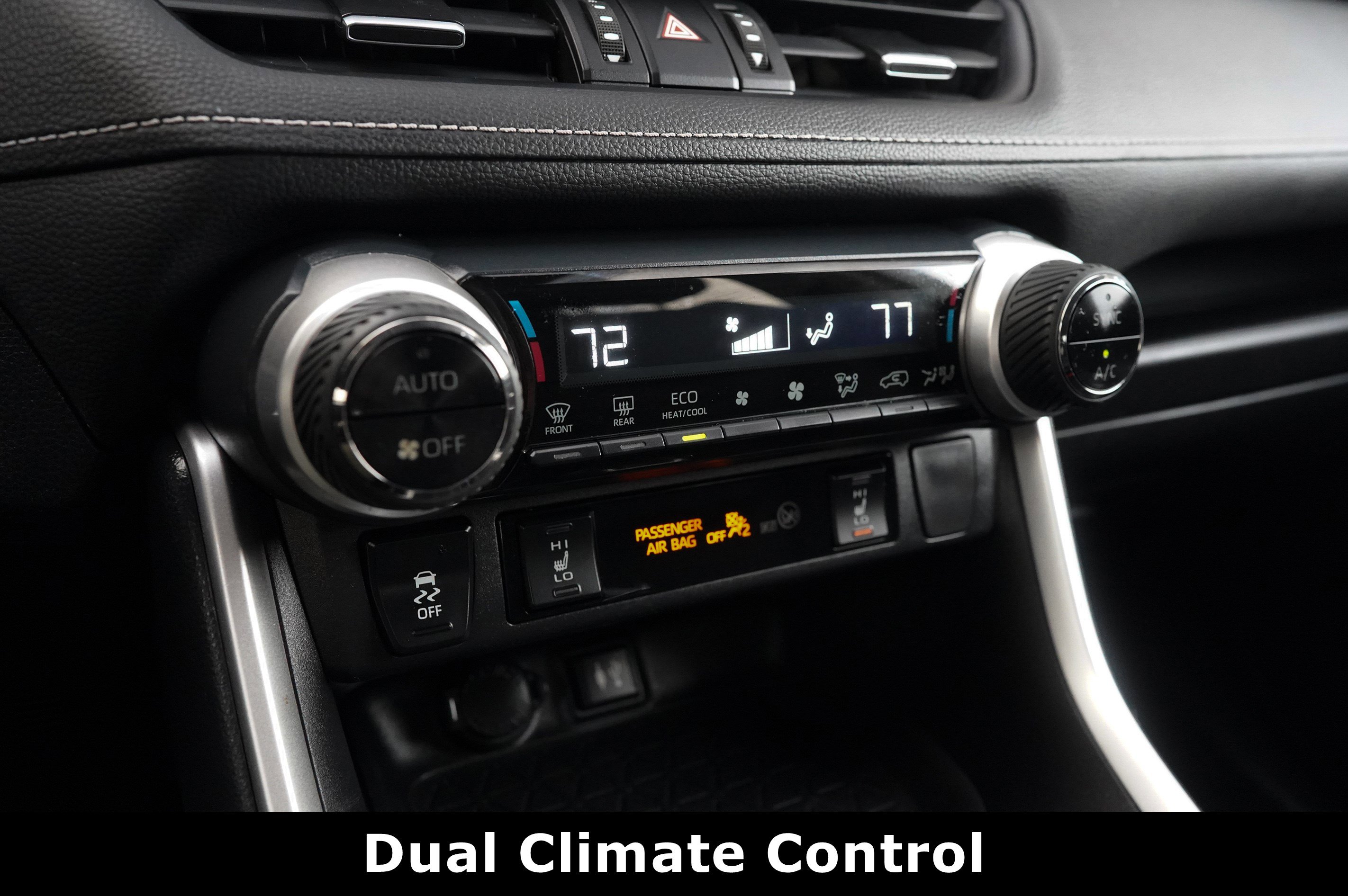 Used 2019 Toyota RAV4 XLE Premium image 7