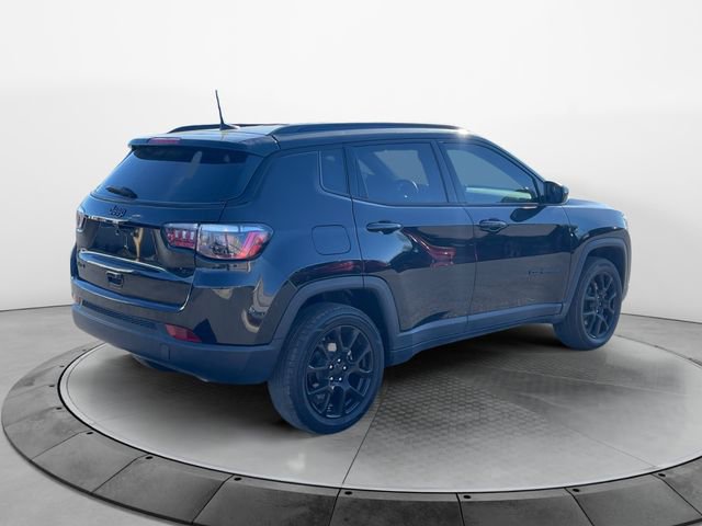 Used 2023 Jeep Compass Altitude image 5