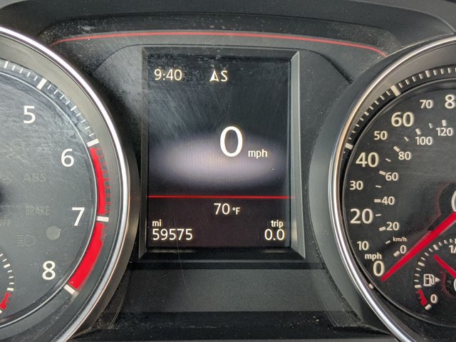 Used 2018 Volkswagen GTI SE FWD image 11