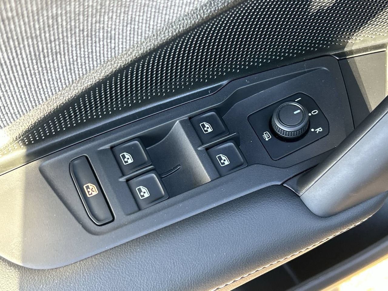 Certified 2026 Volkswagen Tiguan S FWD image 18