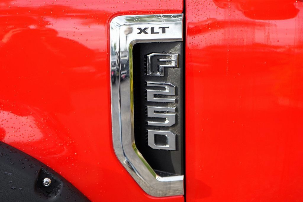 Used 2020 Ford F250 XLT w/ FX4 Off-Road Package AWD/4WD image 49