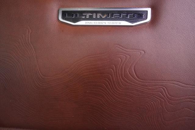 Used 2024 GMC Sierra 2500 Denali Ultimate w/ Max Trailering Package AWD/4WD image 32