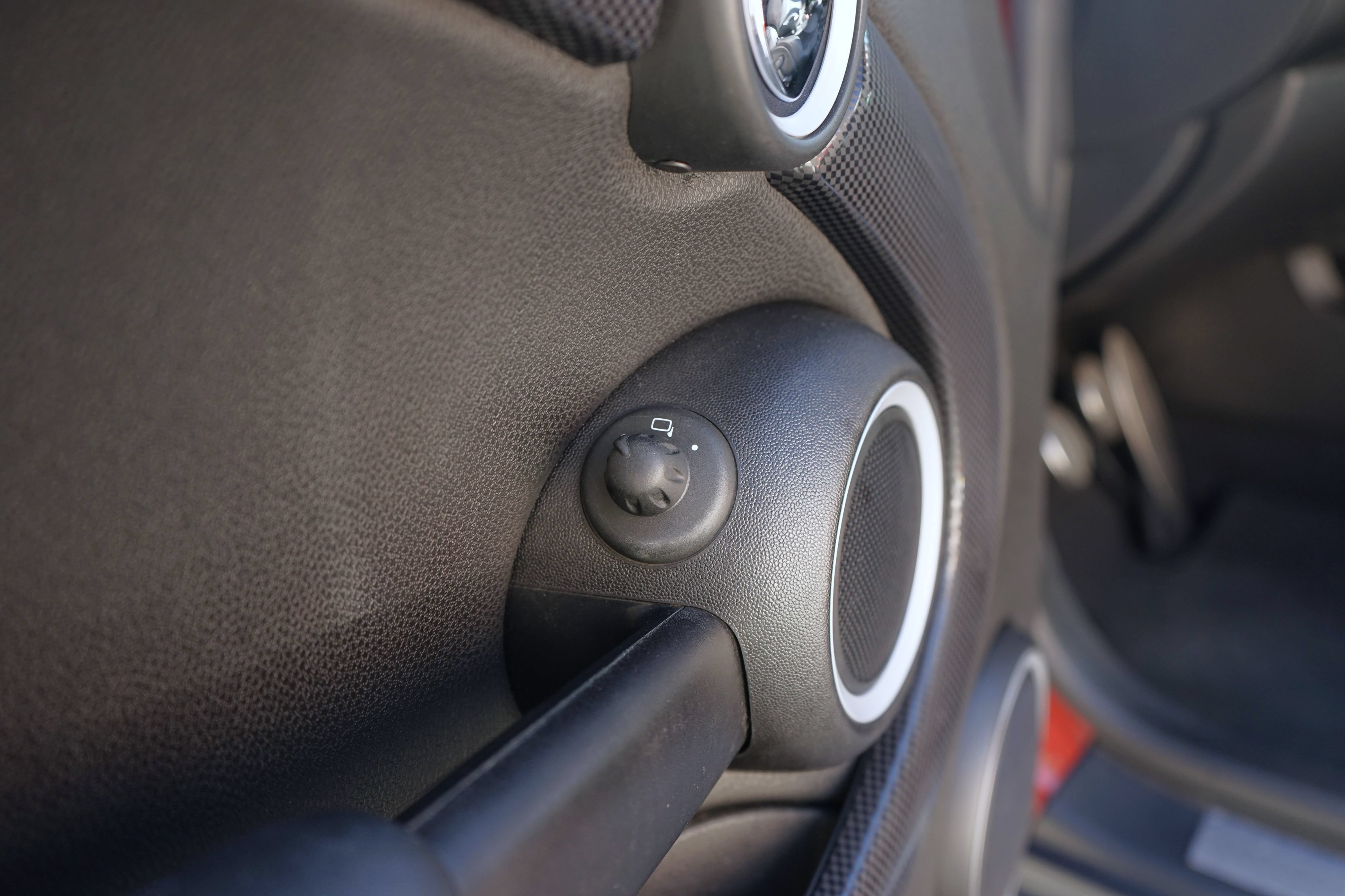 Used 2014 MINI Cooper Clubman S FWD image 11