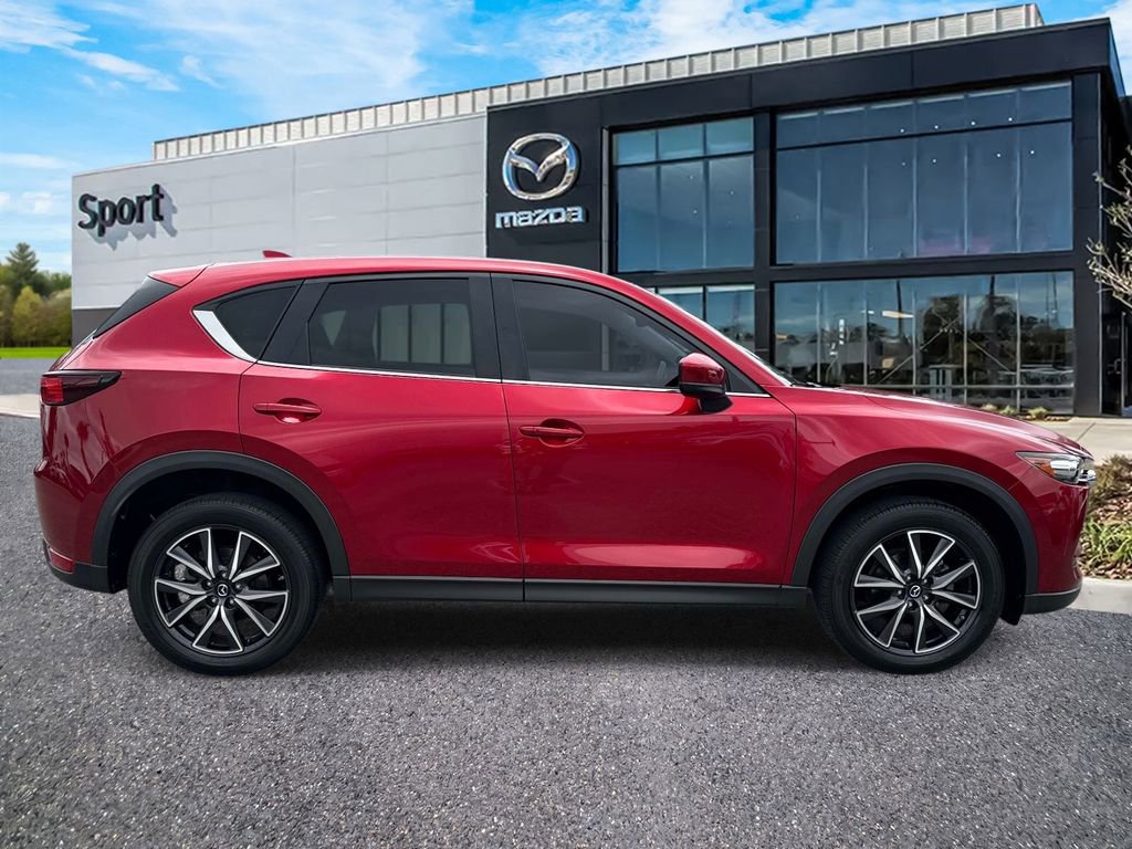Used 2018 MAZDA CX-5 Touring w/ Preferred Equipment Package FWD image 2