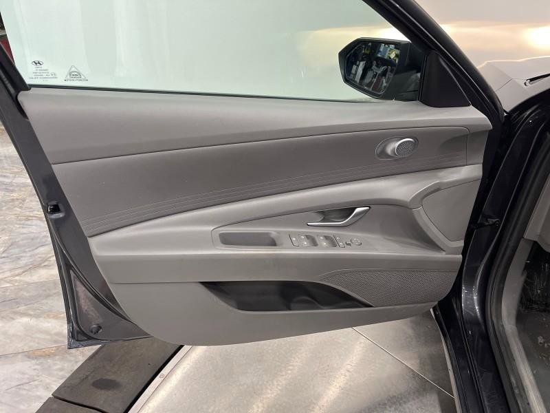 Used 2021 Hyundai Elantra SEL w/ Cargo Package image 29
