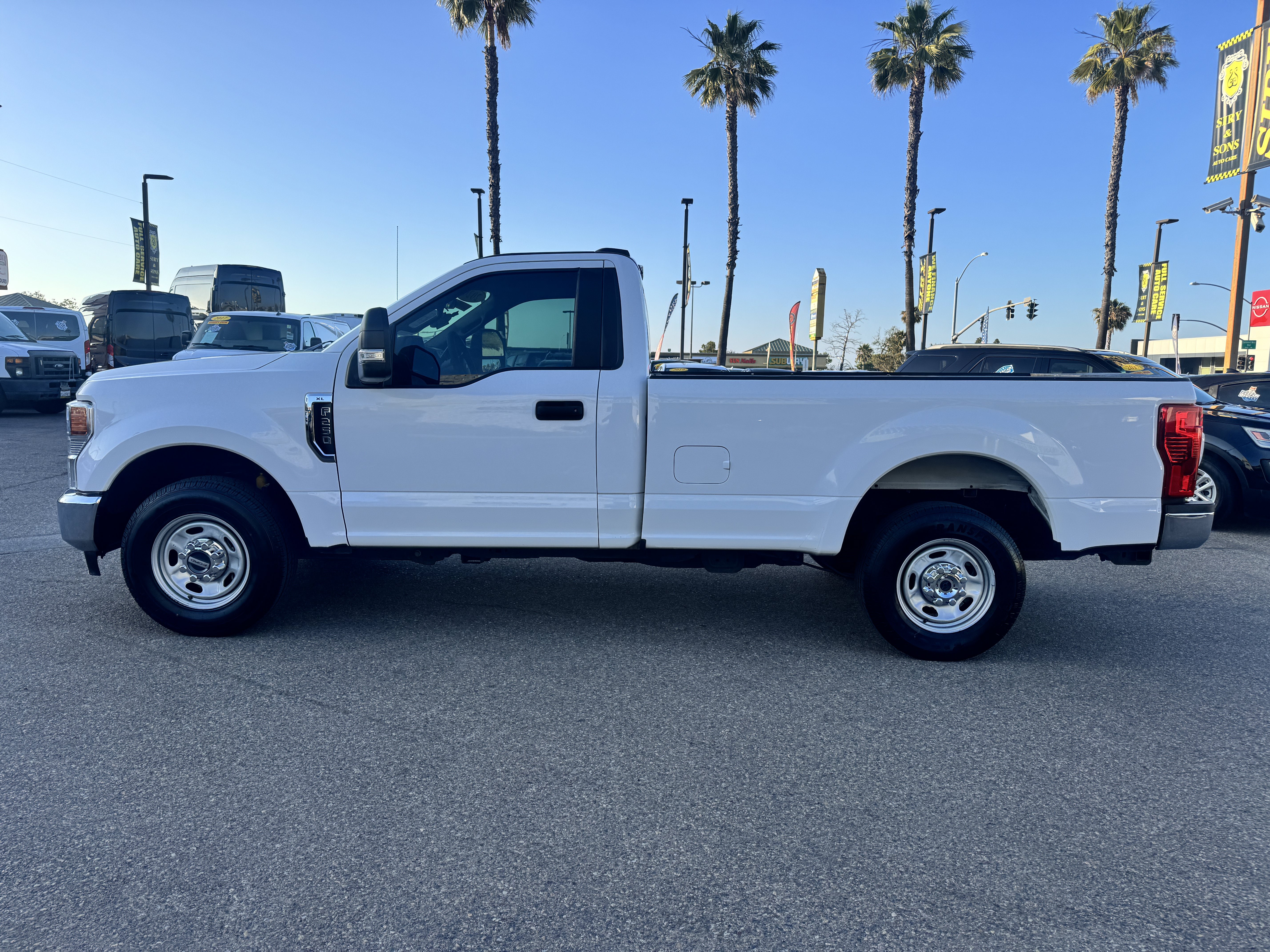 Used 2020 Ford F250 XL w/ Power Equipment Group RWD image 4
