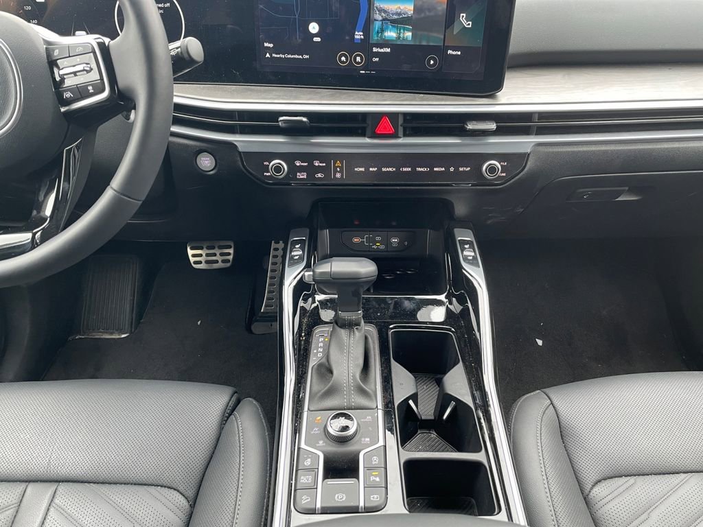 Used 2025 Kia Sorento SX Prestige image 3