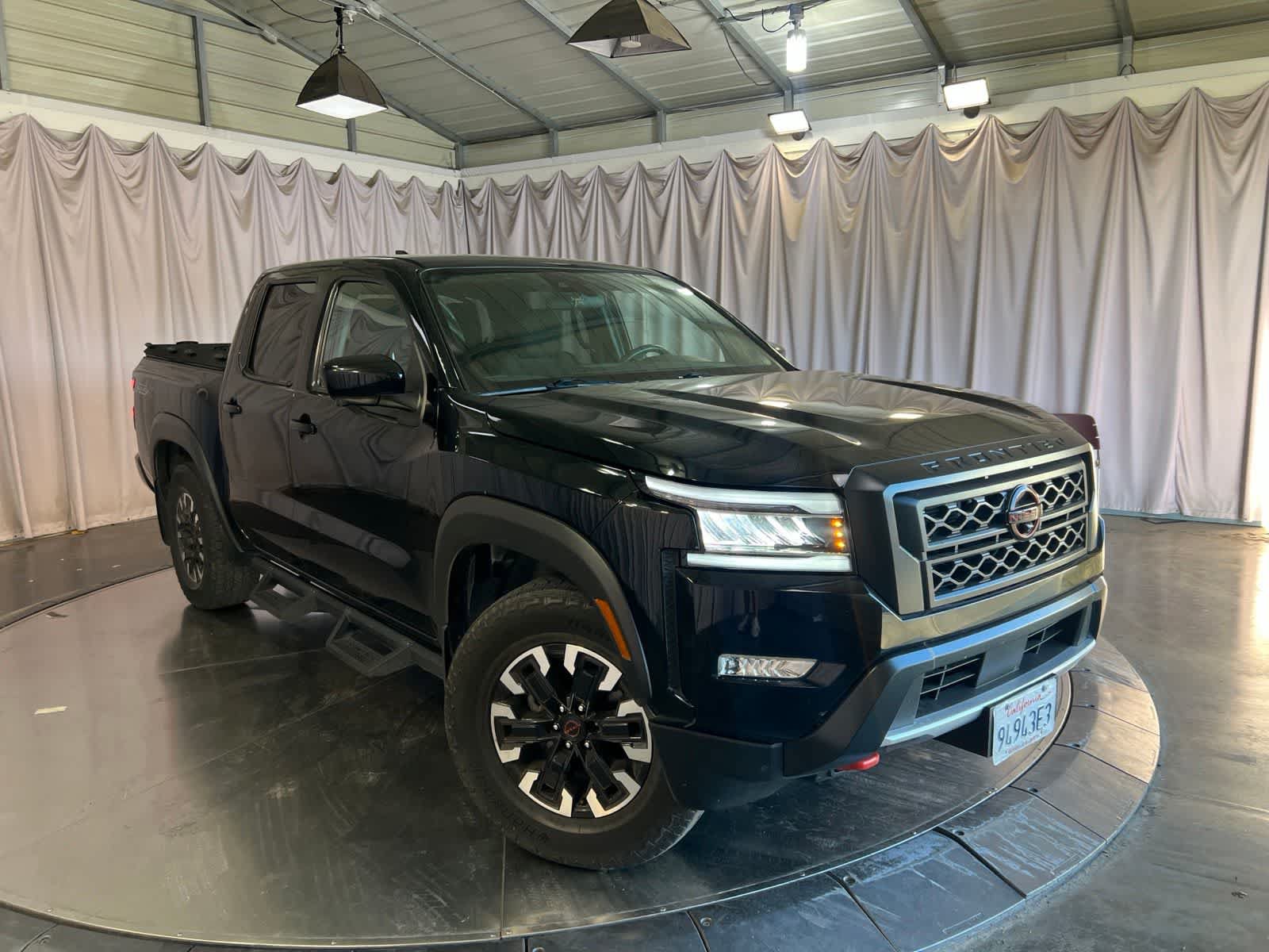 Used 2022 Nissan Frontier Pro-X RWD image 3