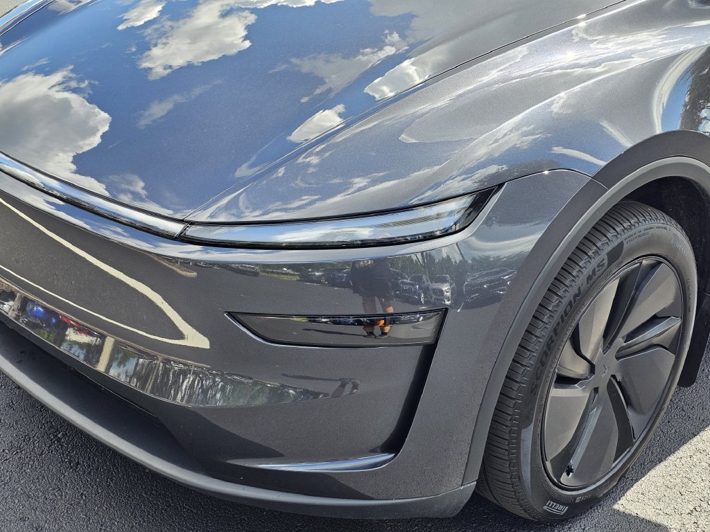 Used 2026 Tesla Model Y Long Range AWD/4WD image 6