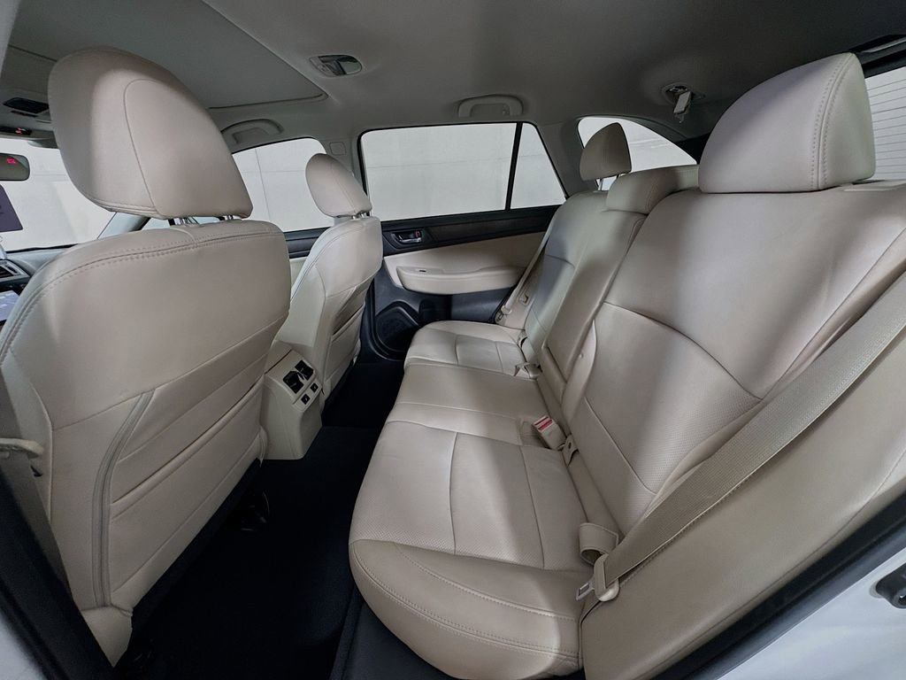 Used 2017 Subaru Outback 2.5i Limited image 29