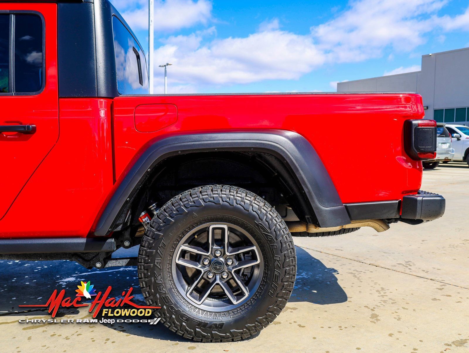 Used 2024 Jeep Gladiator Mojave w/ Safety Group image 4