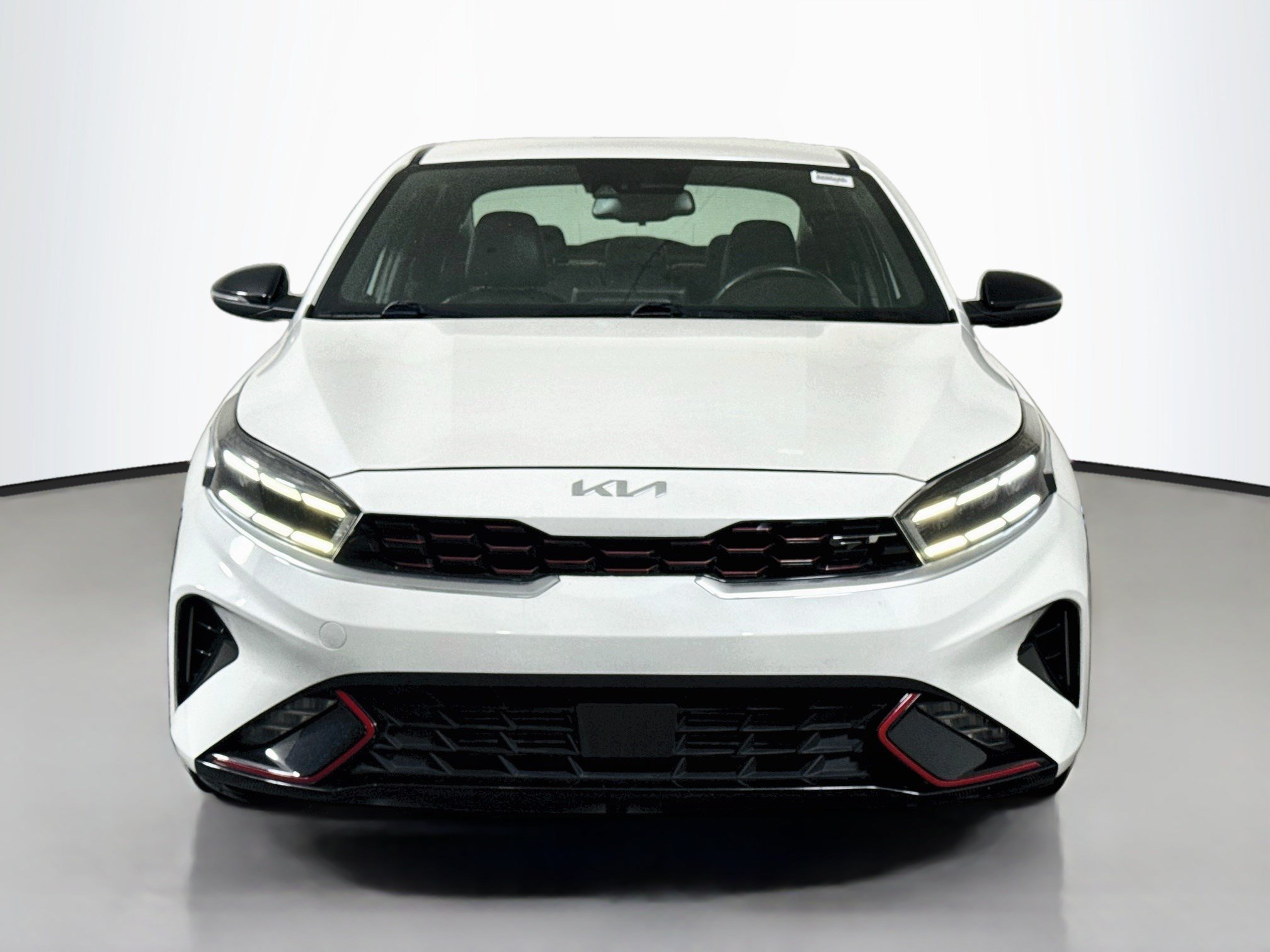 Used 2022 Kia Forte GT w/ GT Technology Package FWD image 2