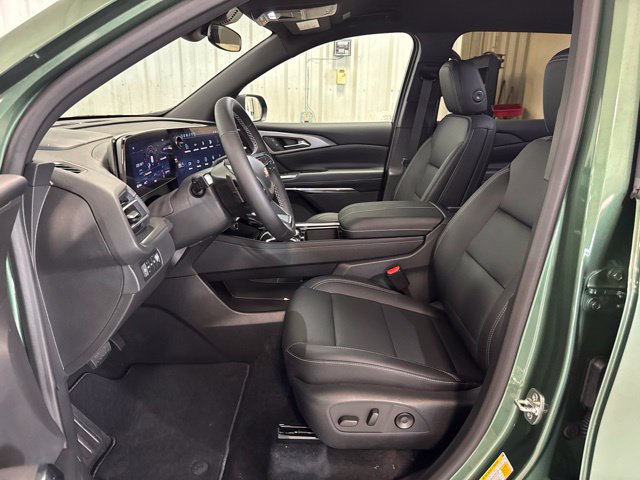 New 2027 Chevrolet Traverse LT w/ LPO, Floor Liner Package AWD/4WD image 36