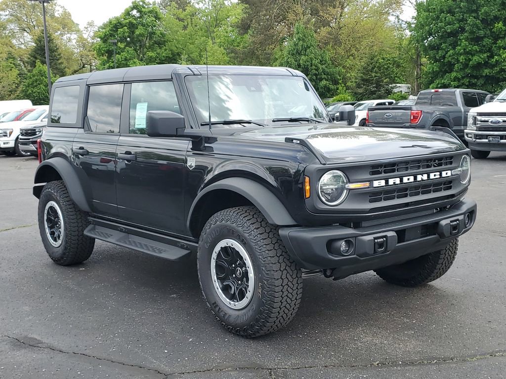 New 2026 Ford Bronco Big Bend w/ Black Diamond Package AWD/4WD image 3