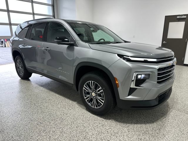 New 2026 Chevrolet Traverse LT w/ Driver Confidence Package image 3