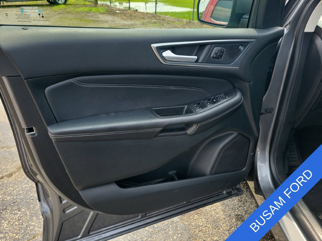 Certified 2024 Ford Edge Titanium w/ Equipment Group 301A AWD/4WD image 13