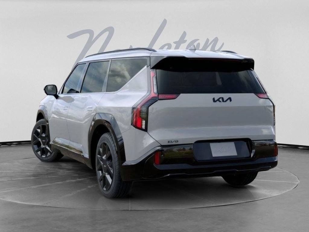 New 2026 Kia EV9 Land w/ Nightfall Edition Package AWD/4WD image 4