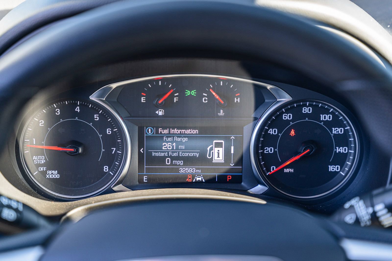 Used 2024 GMC Terrain SLE image 28