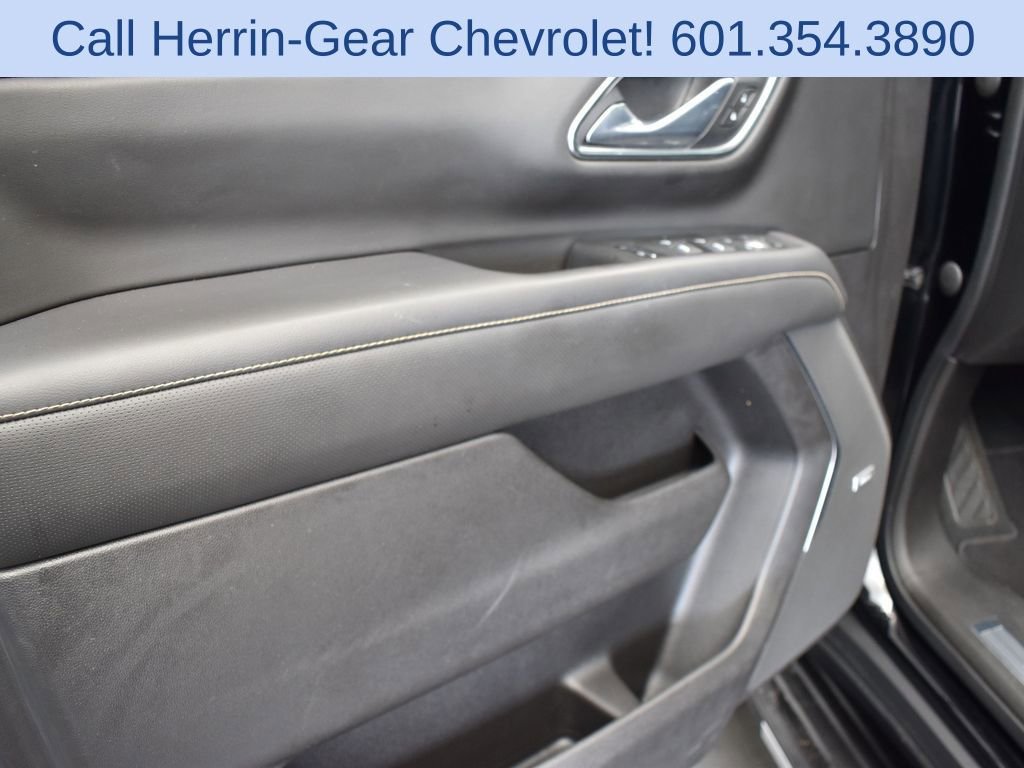 Used 2021 Chevrolet Tahoe Premier w/ Premium Package RWD image 11