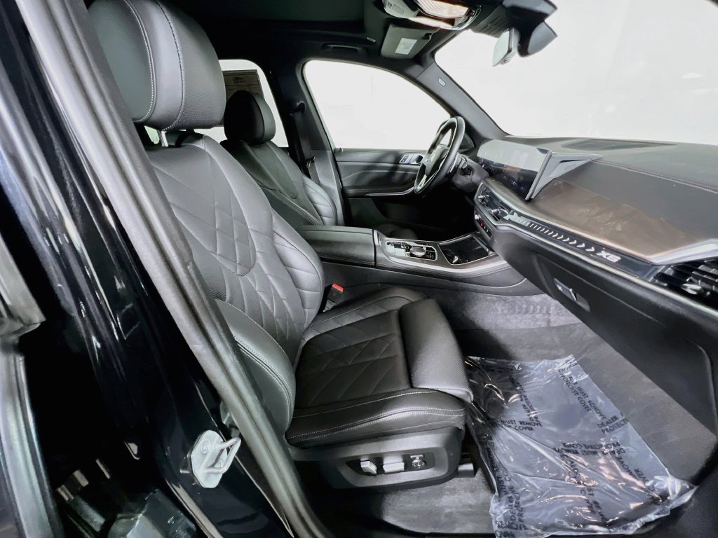 Used 2025 BMW X5 sDrive40i RWD image 28