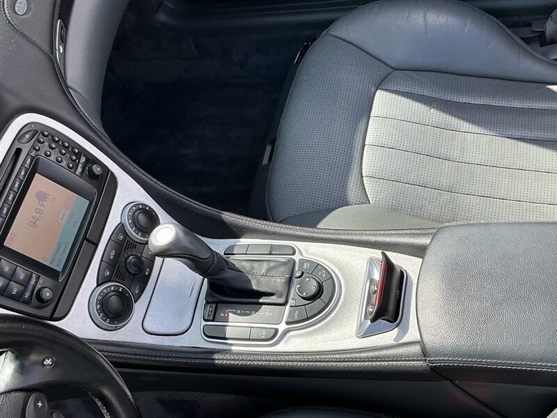Used 2004 Mercedes-Benz SL 55 AMG image 28