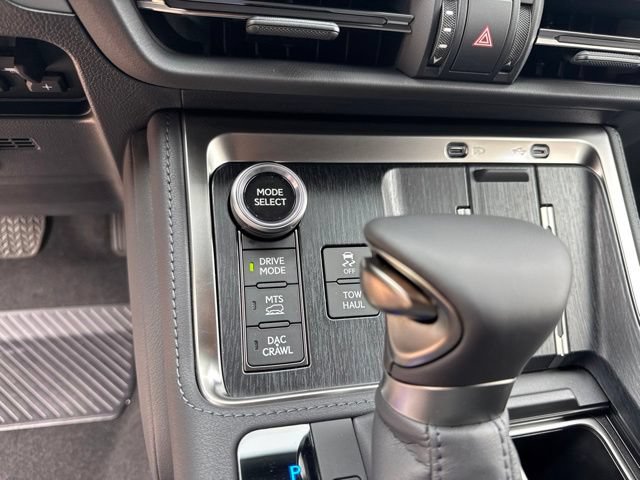 New 2026 Lexus GX 550 AWD/4WD image 23