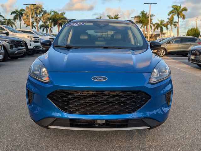 Used 2020 Ford Escape SE Sport image 2