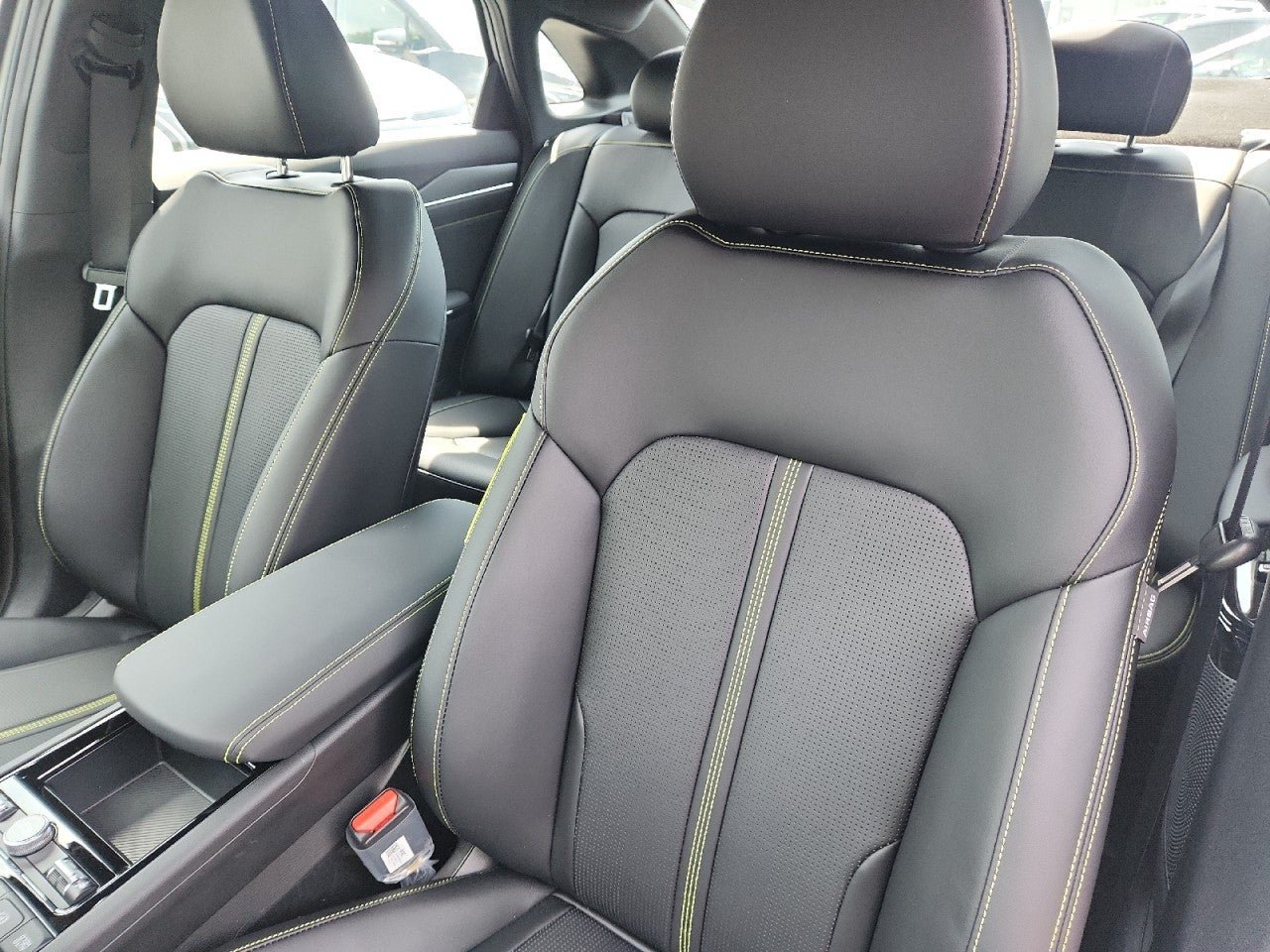 New 2026 Kia K5 GT FWD image 16