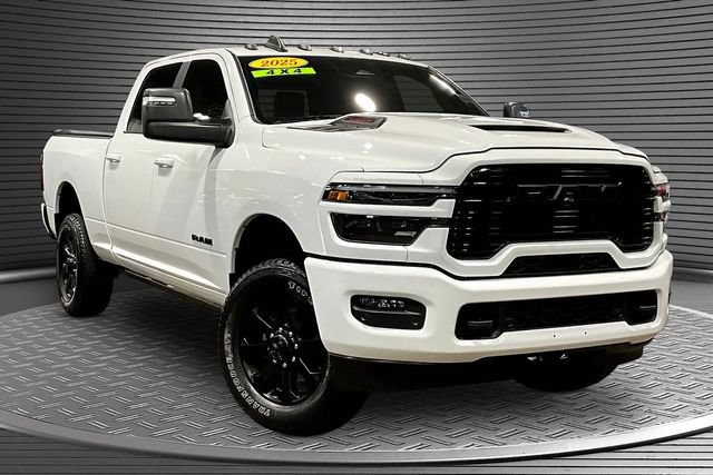 Used 2025 RAM 2500 Laramie AWD/4WD image 3