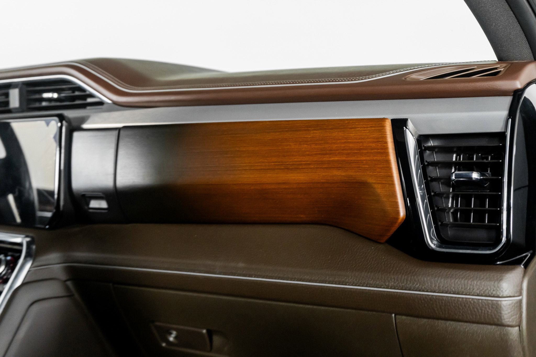 Used 2025 GMC Sierra 3500 Denali w/ Denali Reserve Package image 52