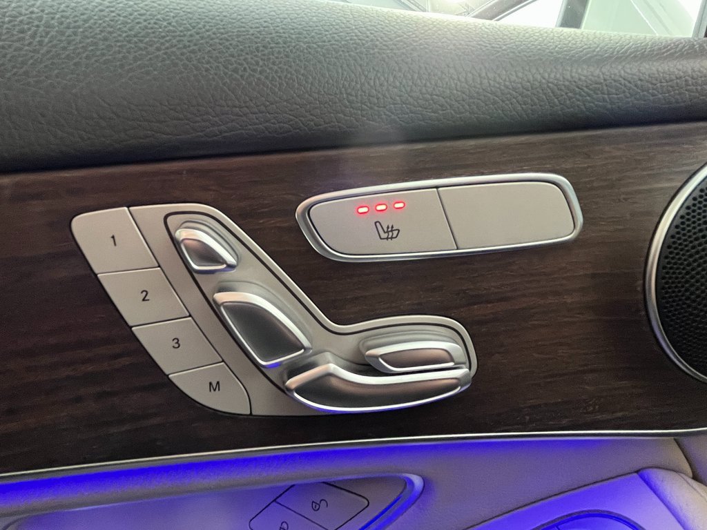 Used 2022 Mercedes-Benz GLC 300 GLC 300 image 12