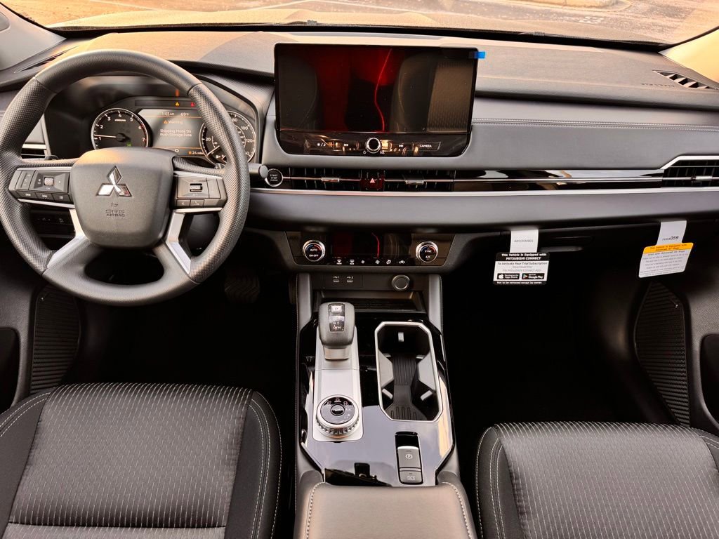 New 2026 Mitsubishi Outlander ES FWD image 23