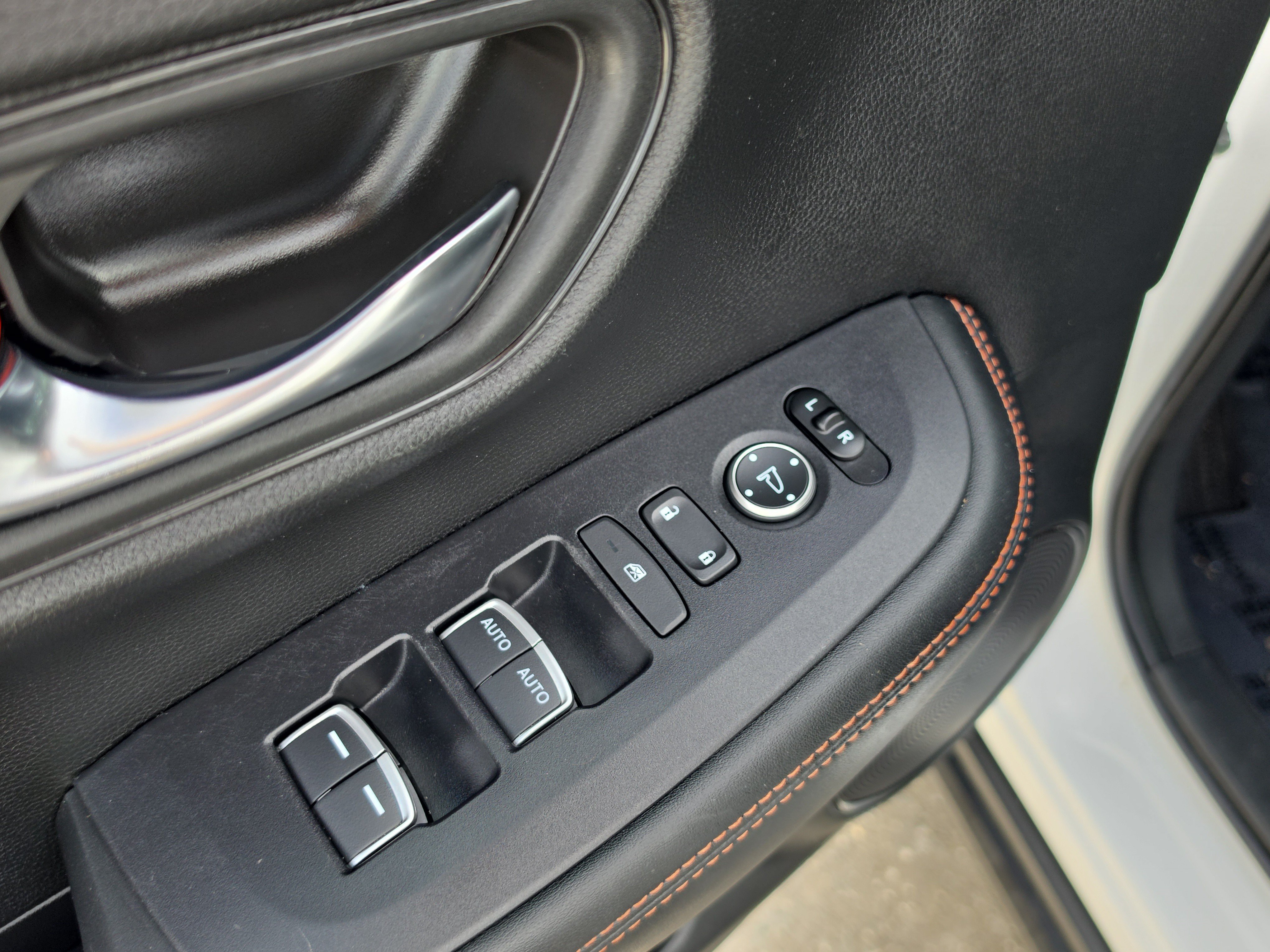 Used 2024 Honda HR-V Sport image 19