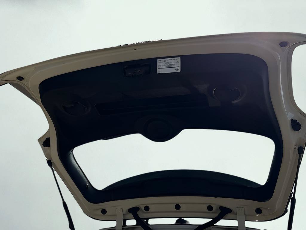 Used 2018 MINI Cooper 2-Door Hardtop FWD image 21