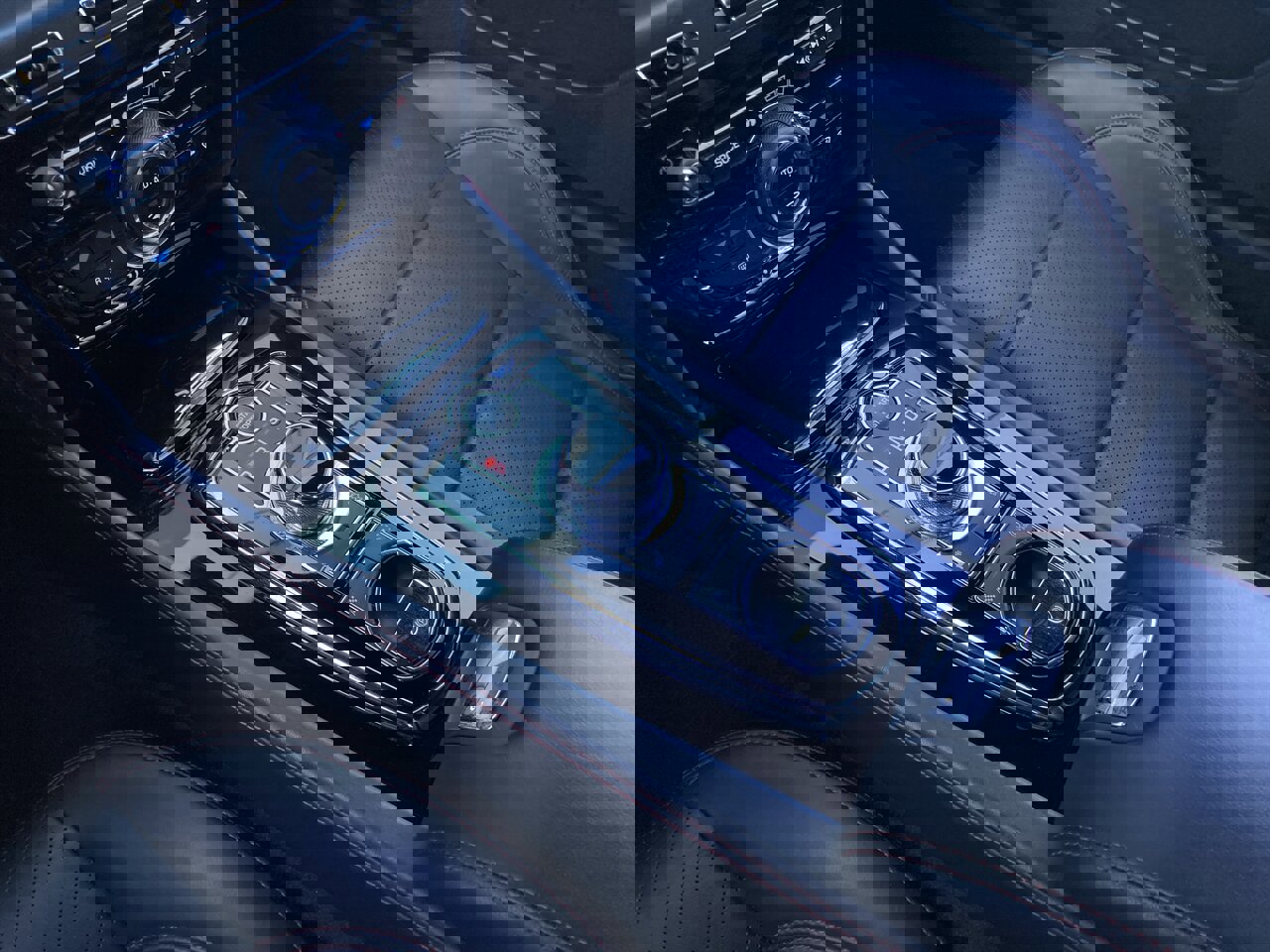 Used 2014 Jaguar XKR R image 26